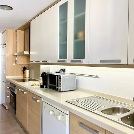 Bonito En Con Piscina Y Vistas