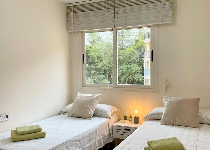 Bonito En Con Piscina Y Vistas