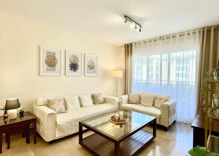 Bonito En Con Piscina Y Vistas Lejlighed